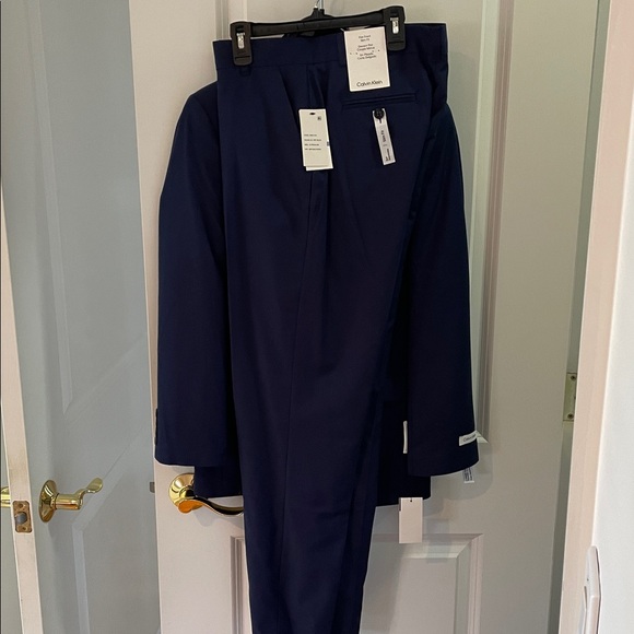Calvin Klein Boy’s Navy Blue Suit - Picture 7 of 10